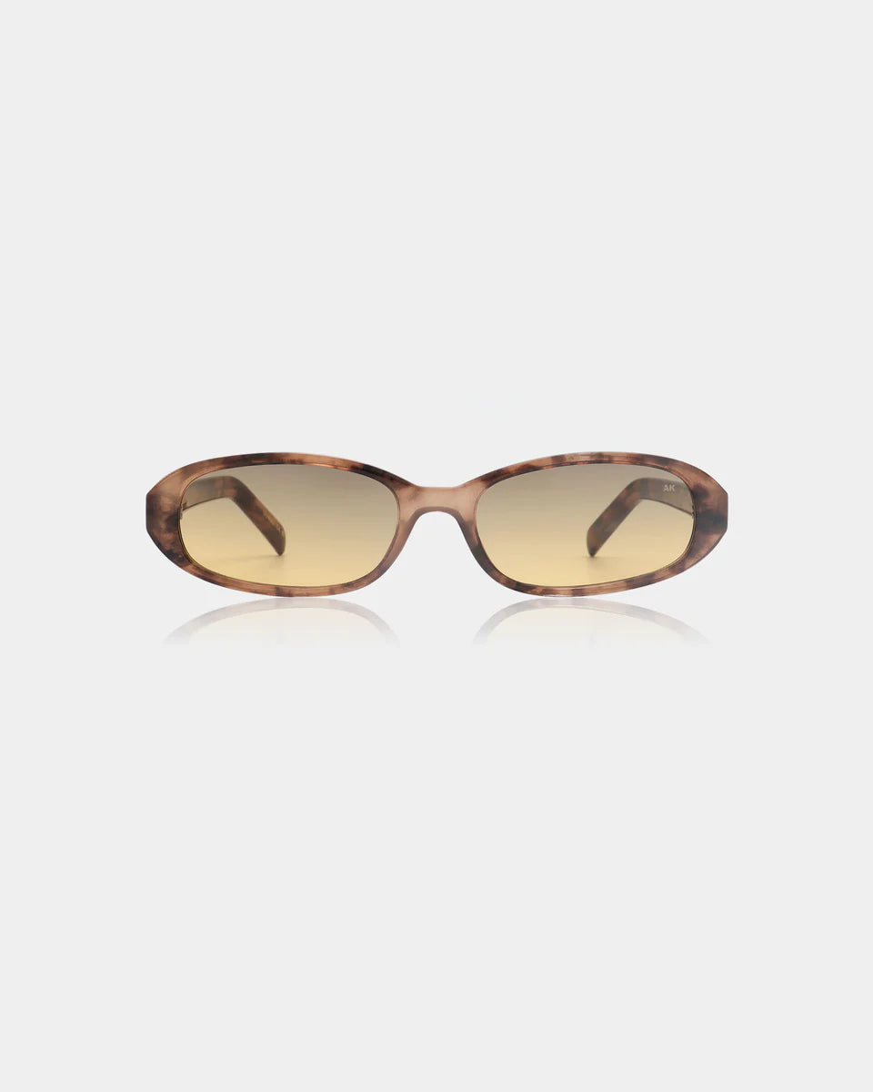 A.KJAERBEDE_MACY_KL2415_COQUINA_FRONT_960x1200_crop_center.jpg