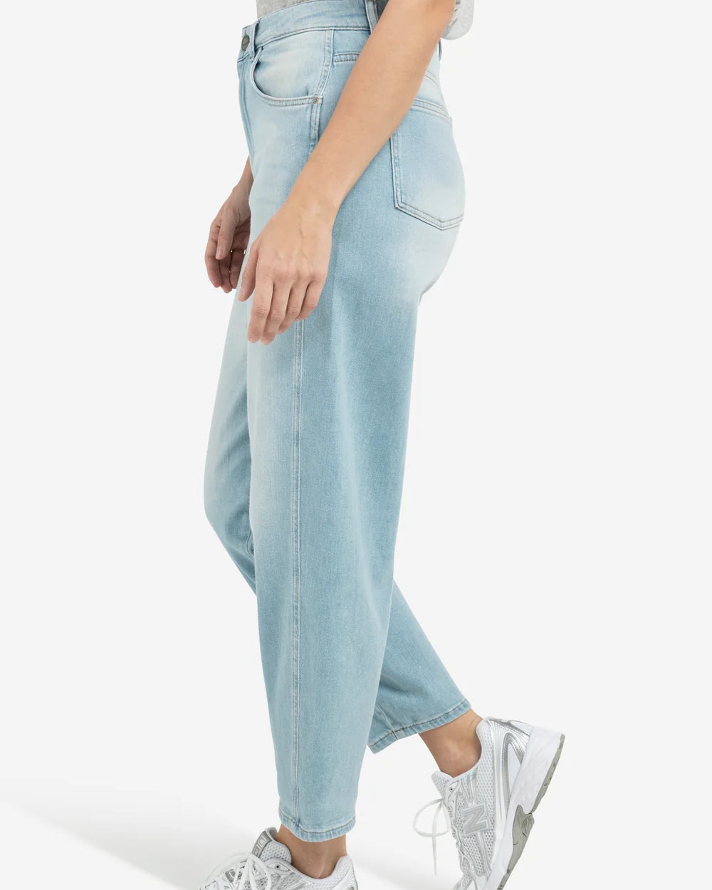 barrel-jeans-in-light-washed-denim-1_88afe85f-4569-49a3-b7c4-60f08b901fd6.jpg