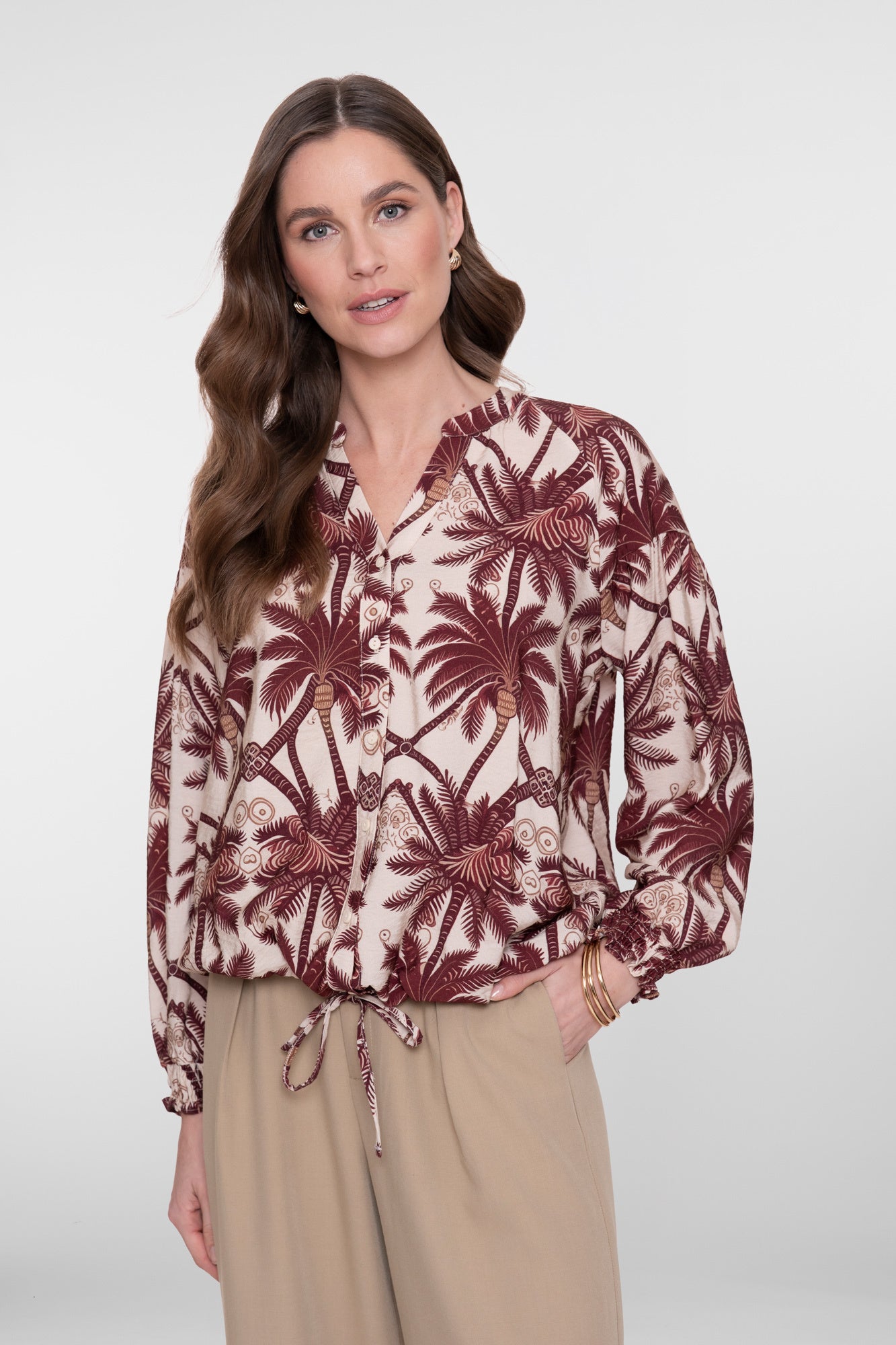 Geisha Blouse 63229-20 - 718 Ecru/Cherry Red