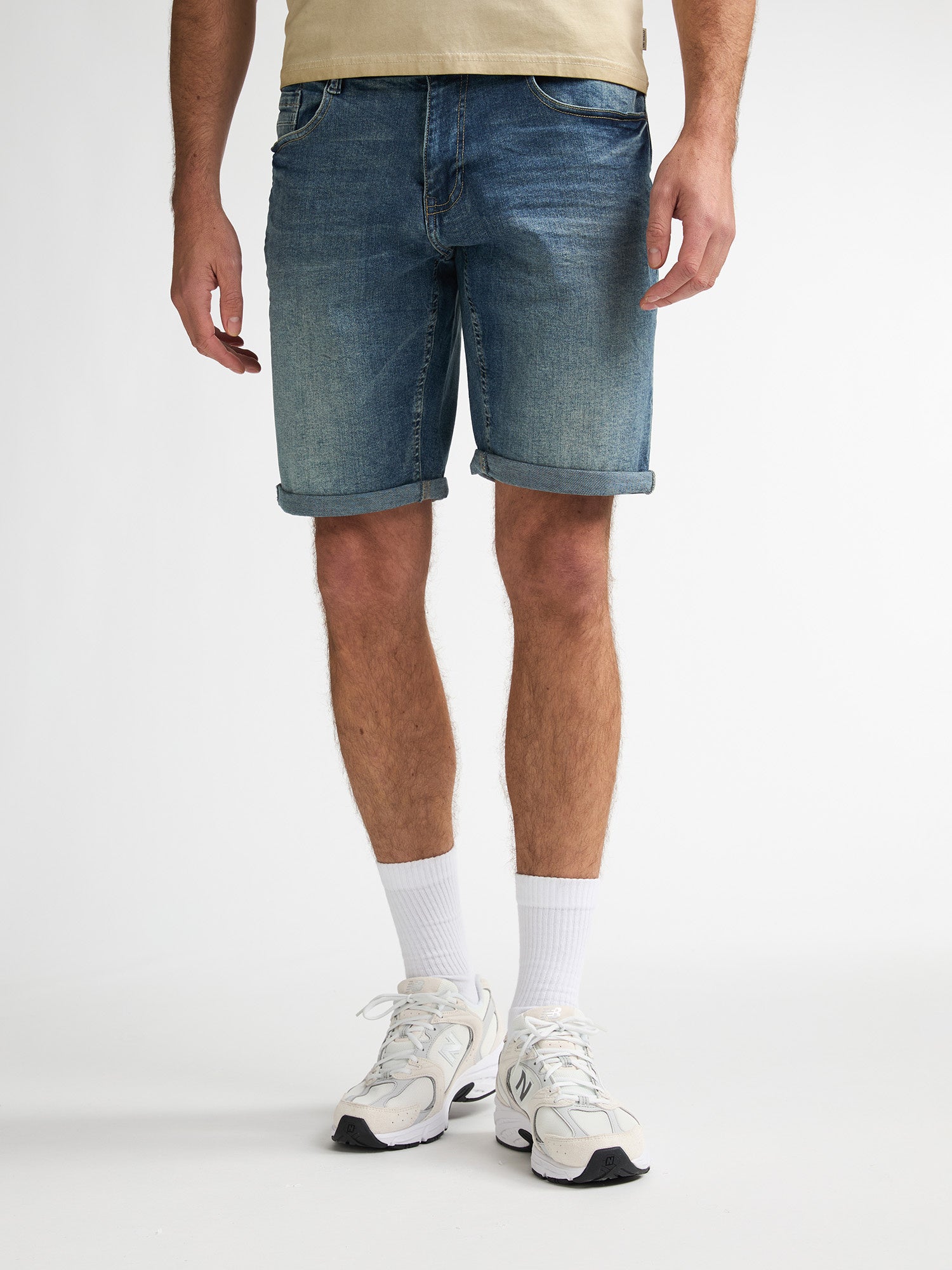 Petrol Denim Short M-1060-SHO002 - 5886 Daydream
