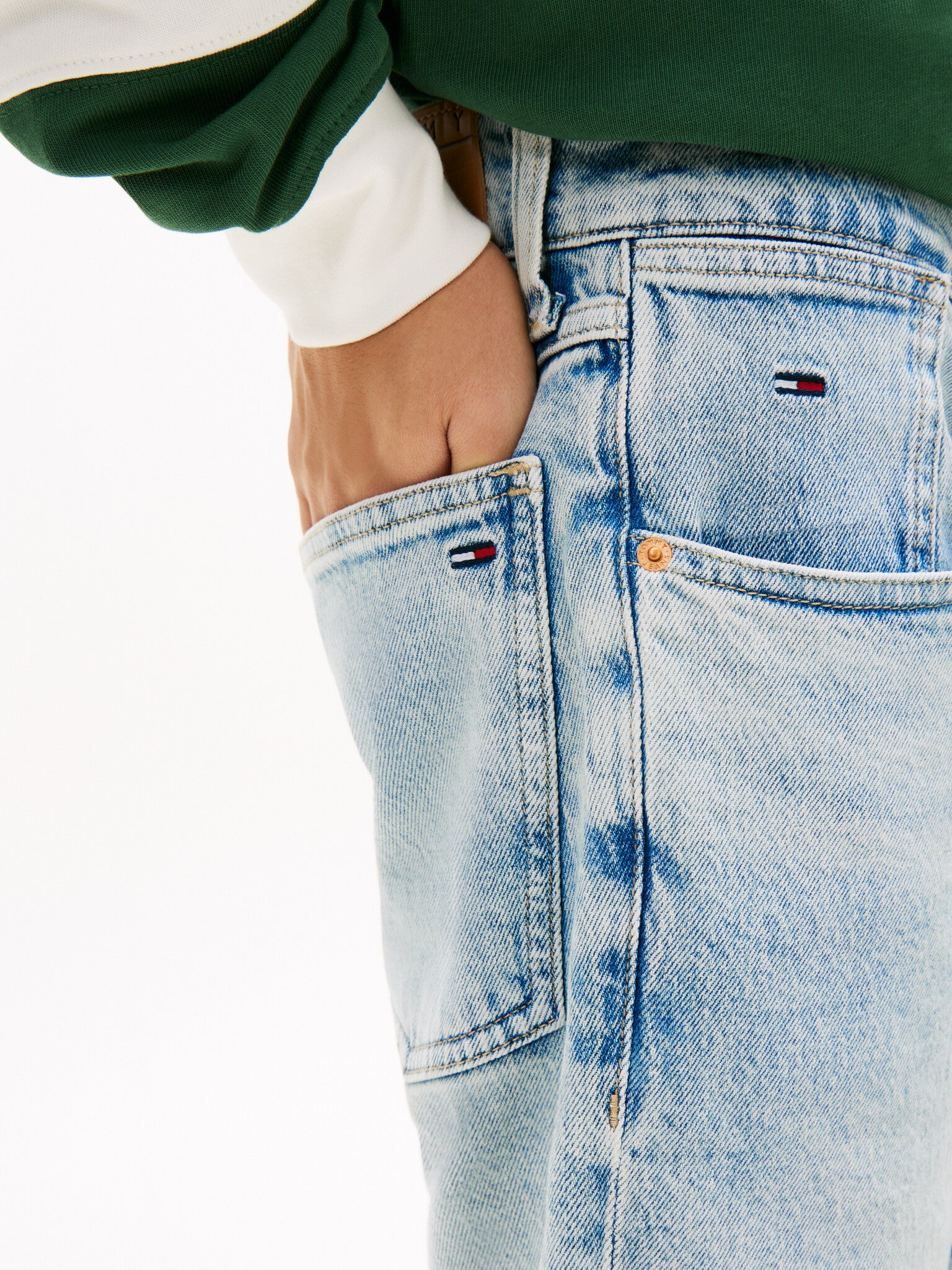 Tommy-Jeans-_SP2026_1AB_DM0DM229781AB (3)