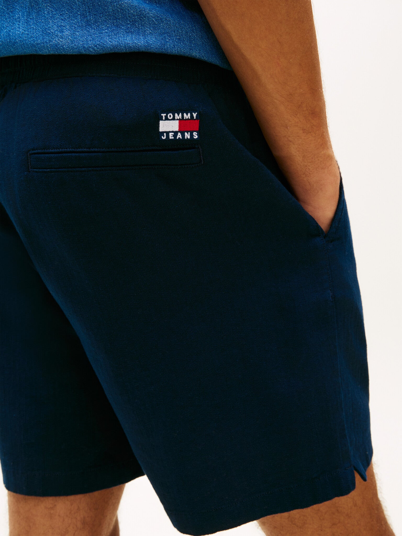 Tommy-Jeans-_SP2026_C1G_DM0DM22825C1G (3)