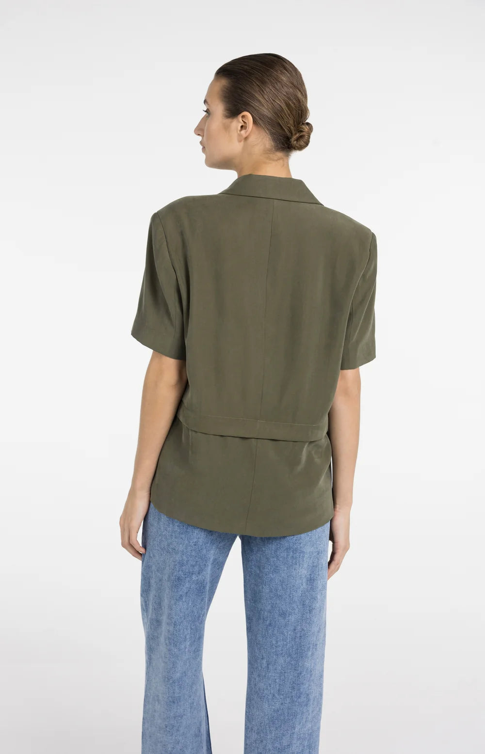 woven-blazer-with-short-sleeves-and-detachable-zip-hem_90f2bd9a-613e-4a2d-bb7f-55a84a8fd27c.jpg