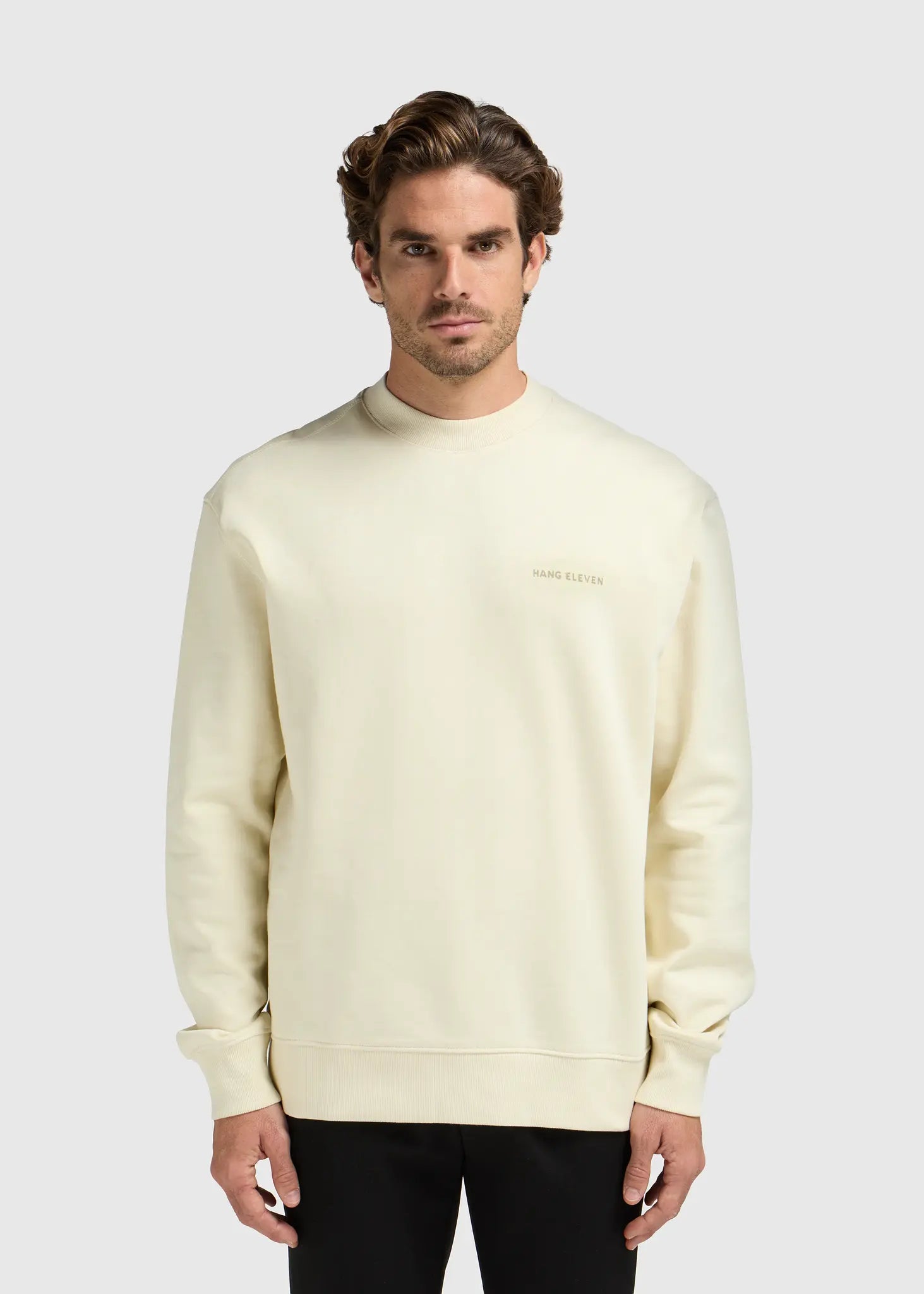 075_Brandcrewneckwhitesand_Front_12840.jpg