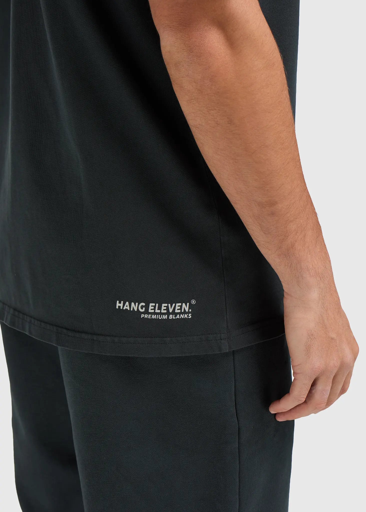 130_Blanksteeoffblack_Detail_10875.jpg