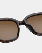A.KJAERBEDE_BILLY_KL2106_DEMI-TORTOISE_INSIDE_960x1200_crop_center.jpg