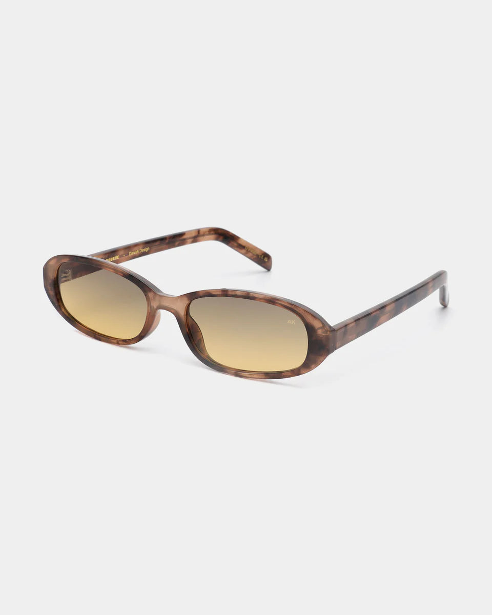 A.KJAERBEDE_MACY_KL2415_COQUINA_SIDE_960x1200_crop_center.jpg