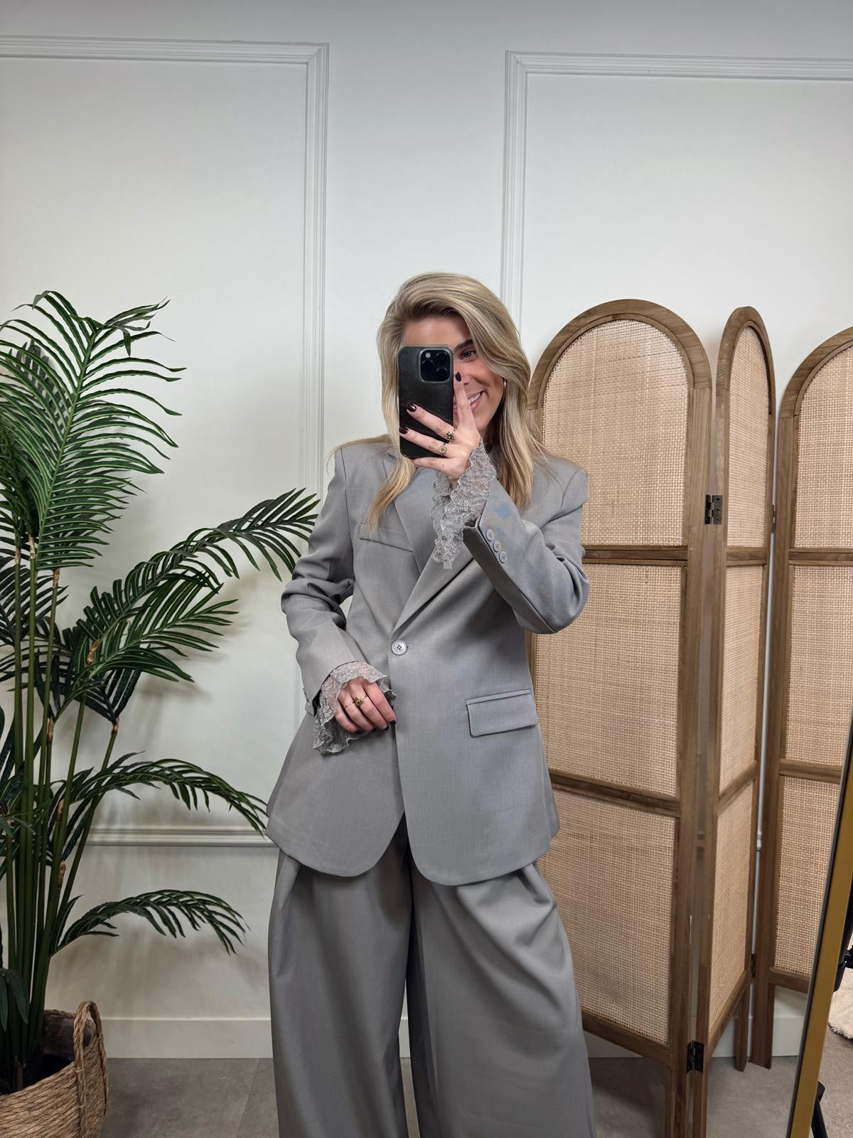 Ambika Blazer Ine - Grey