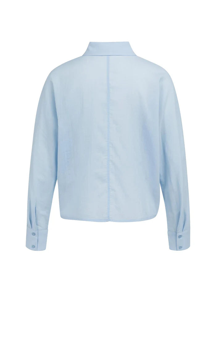 blouse-with-angled-seams-and-button-details-1_38ae910d-ac08-4510-900c-3a7d8dfe2ea3