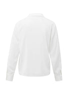blouse-with-bow-detail-in-the-collar_125c2529-70bd-4d5a-8087-b4d4a9383916