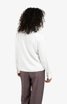 blouse-with-bow-detail-in-the-collar_b317fb30-25fb-45dc-8629-cfd9a6a57f23