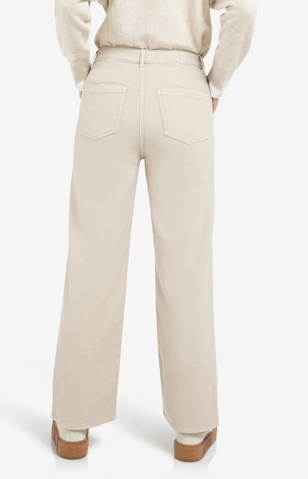 cargo-trousers-with-straight-legs-and-patch-pockets_a3e9a0e5-ba47-4125-a2c5-3db2157842a4.jpg