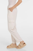 cargo-trousers-with-straight-legs-and-pleats_9b76927d-218b-414e-8911-a8f72dcda7c5.jpg