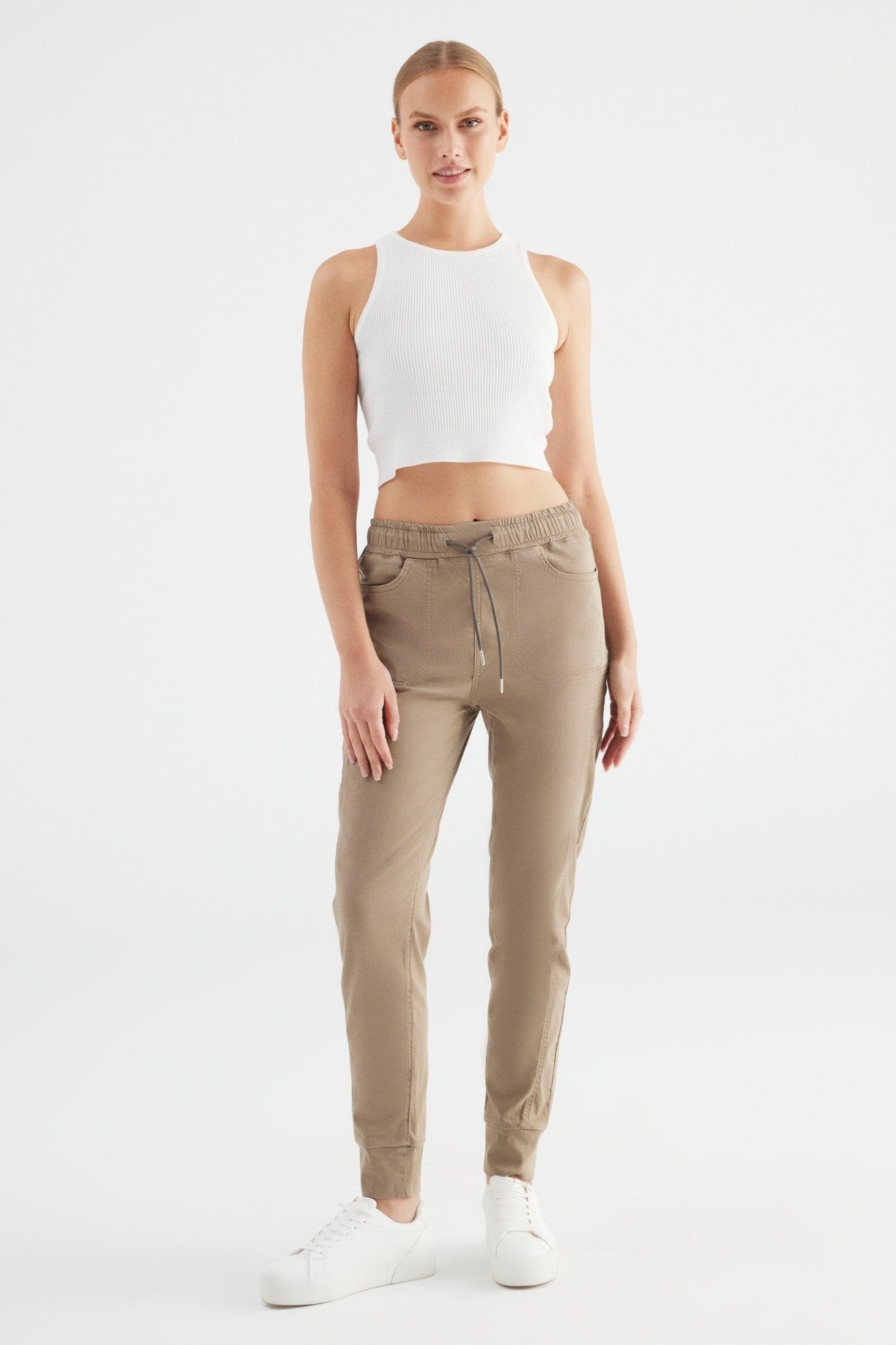 Cup Of Joe  Broek Cadee - Moon Rock 122L02