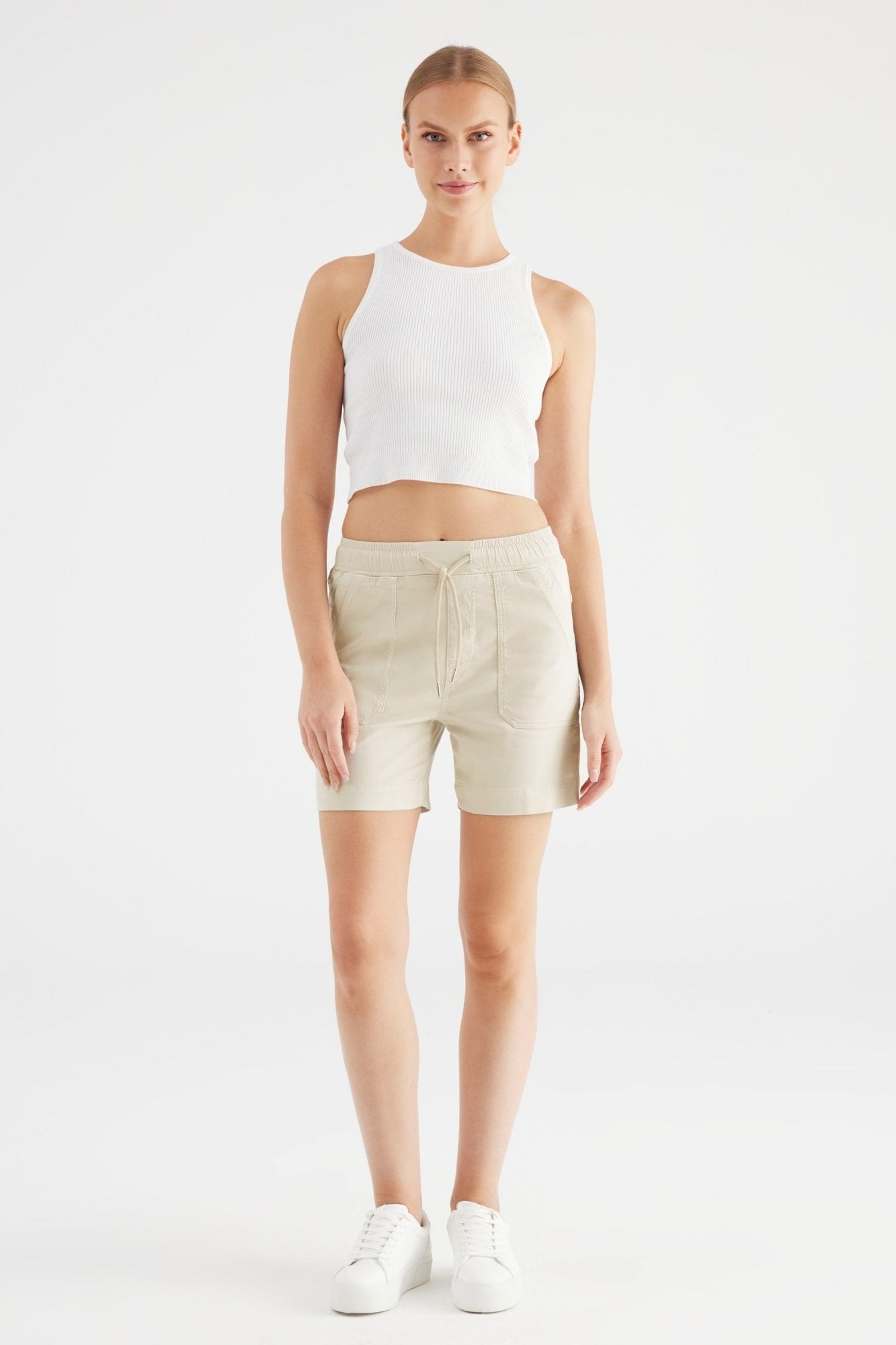 Beige 31L00