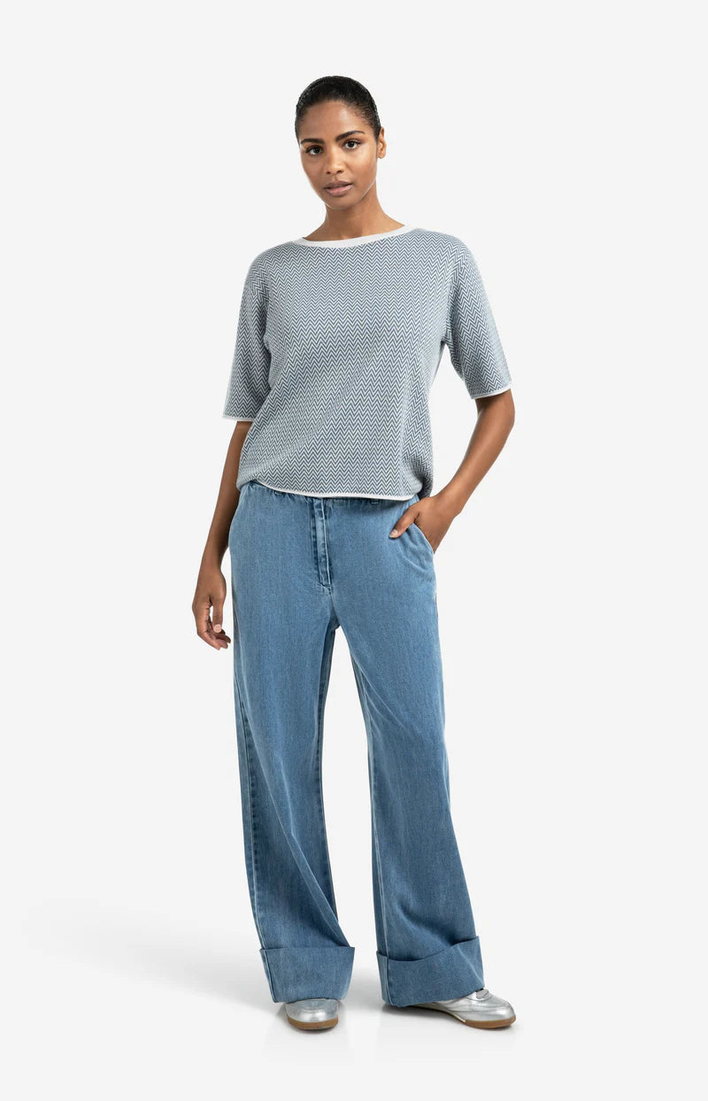 denim-trousers-with-turn-ups-and-elastic-waistband-l32_88f0d67f-b9e6-4a7c-84d5-78da78938594