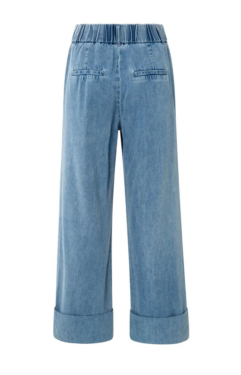 denim-trousers-with-turn-ups-and-elastic-waistband-l32_7d86a1d1-a6e9-4c90-8a62-cf6a24d036ac