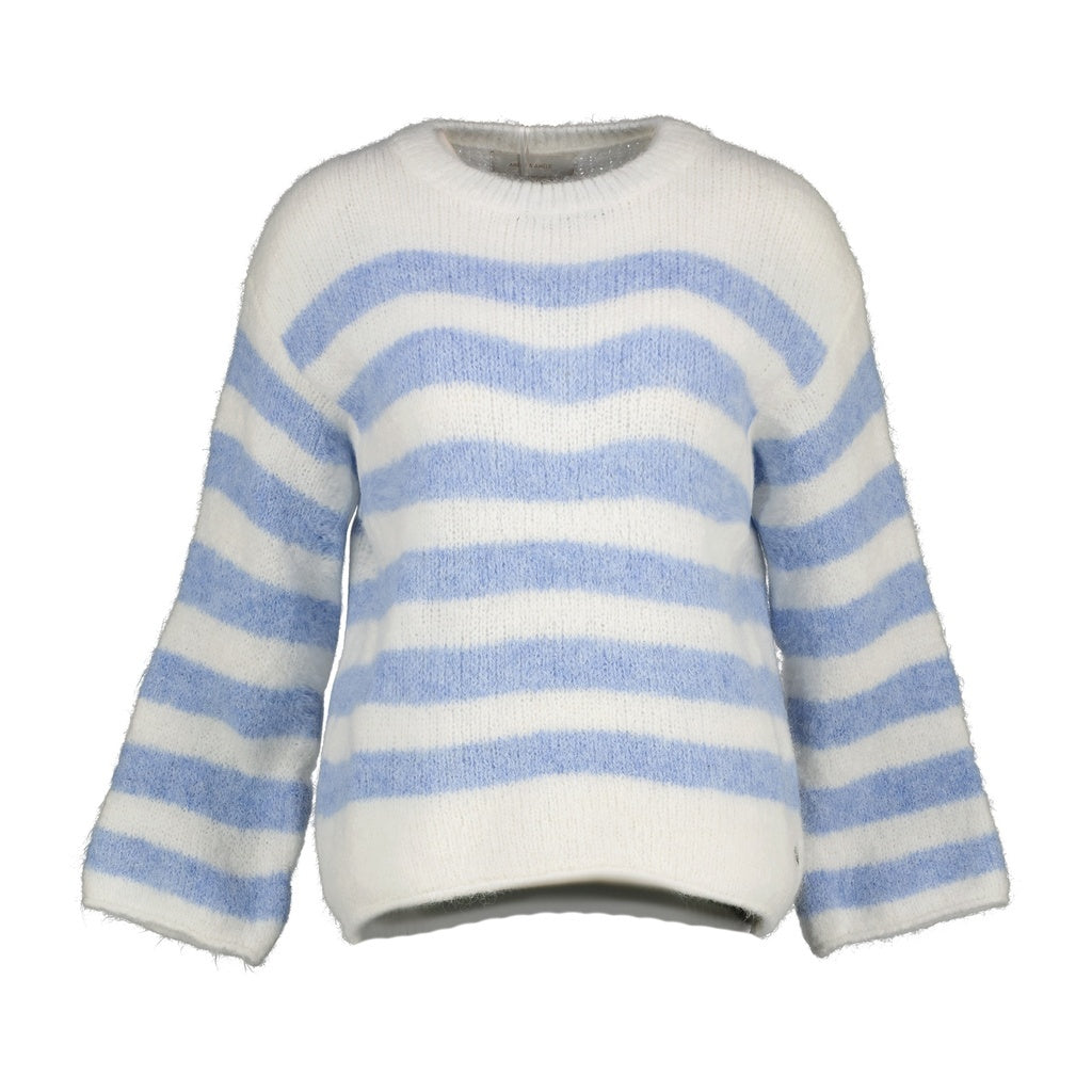Off-white/Light blue