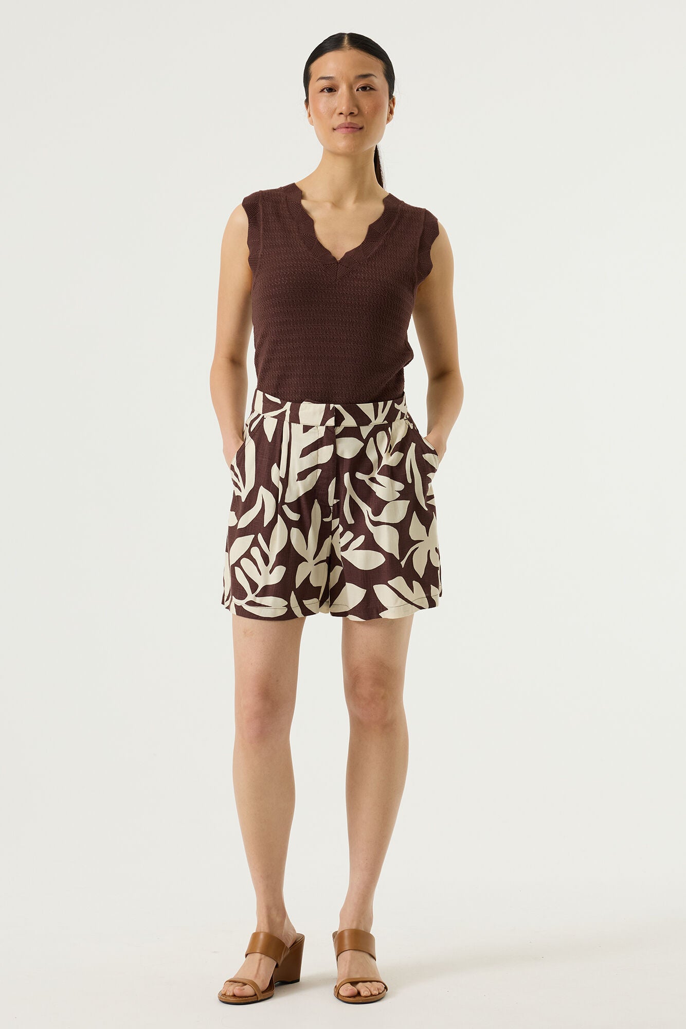 Garcia Short P260342 - 5688 Earth Brown