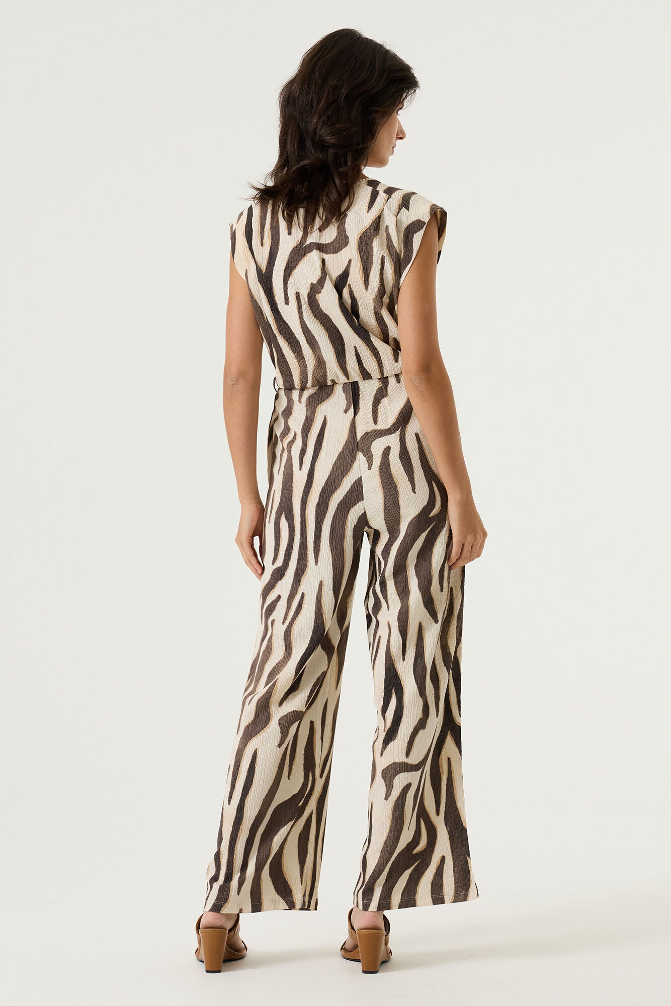 Garcia_springsummer-2026_2082_Q260118-2082 (2)
