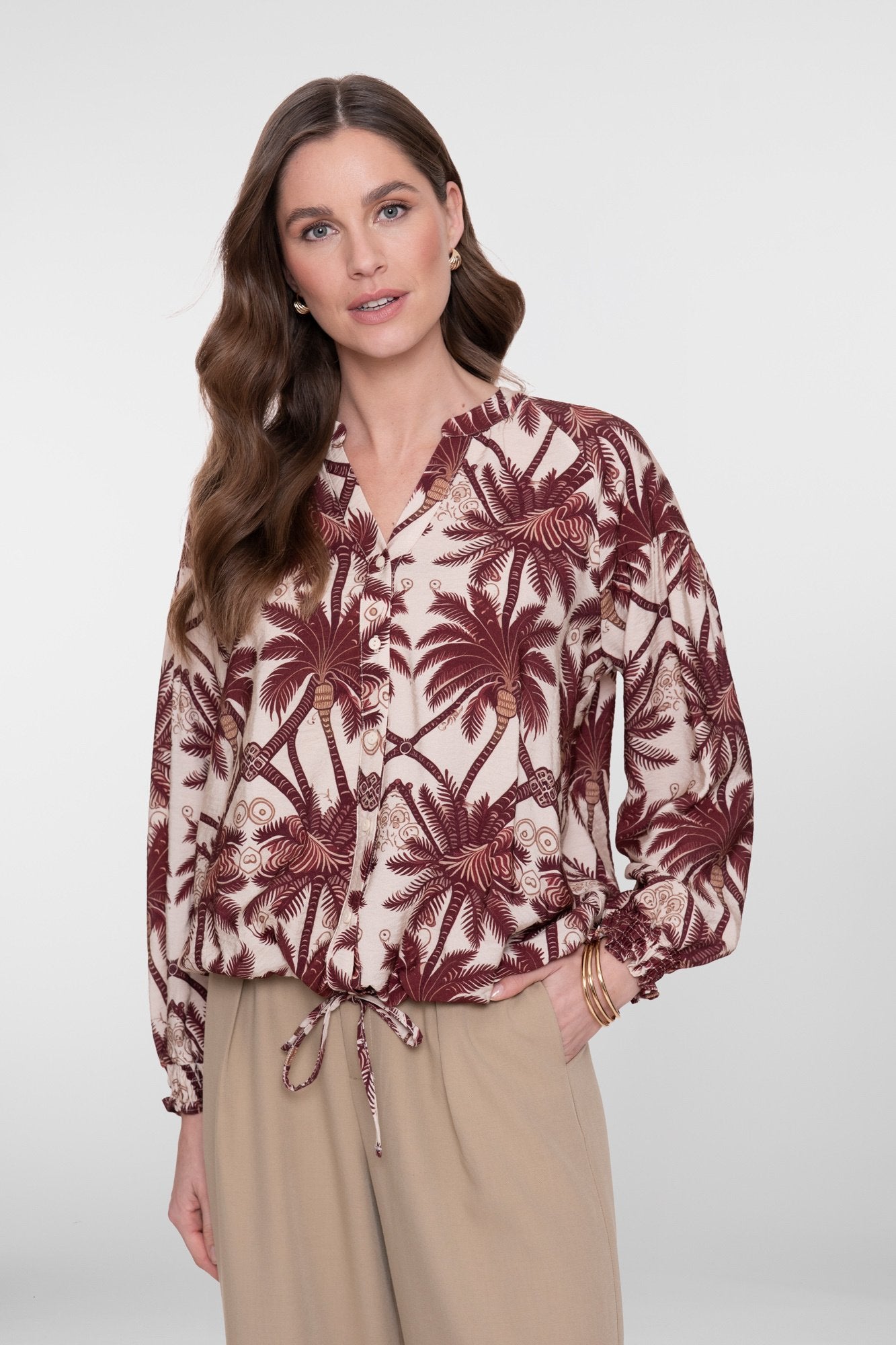 Geisha Blouse 63229-20 - 718 Ecru/Cherry Red