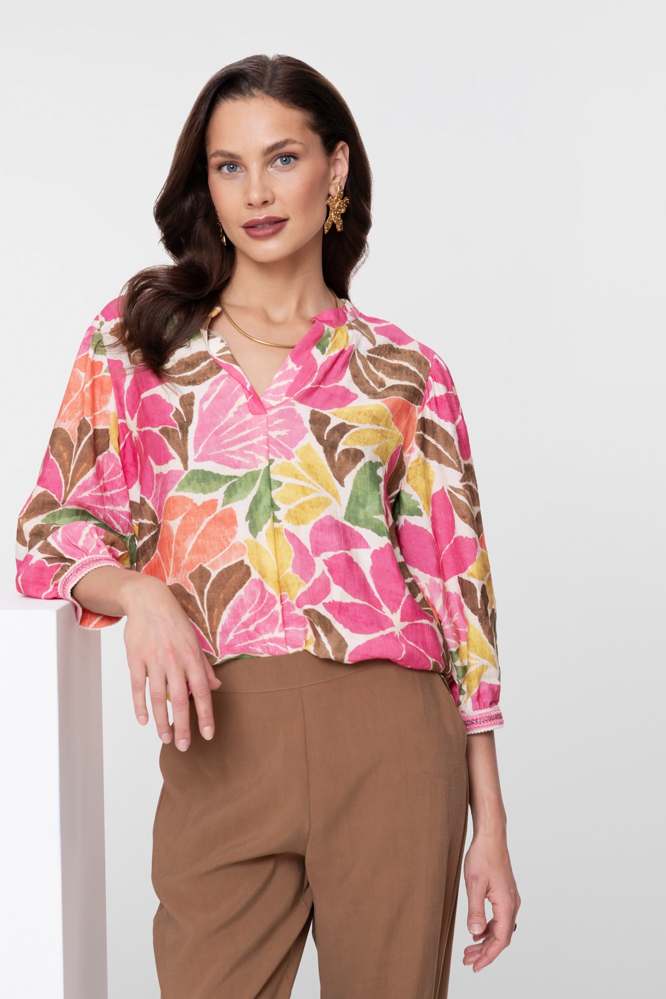Geisha Blouse 63283-20 - 718 Ecru/Tobacco/Pink