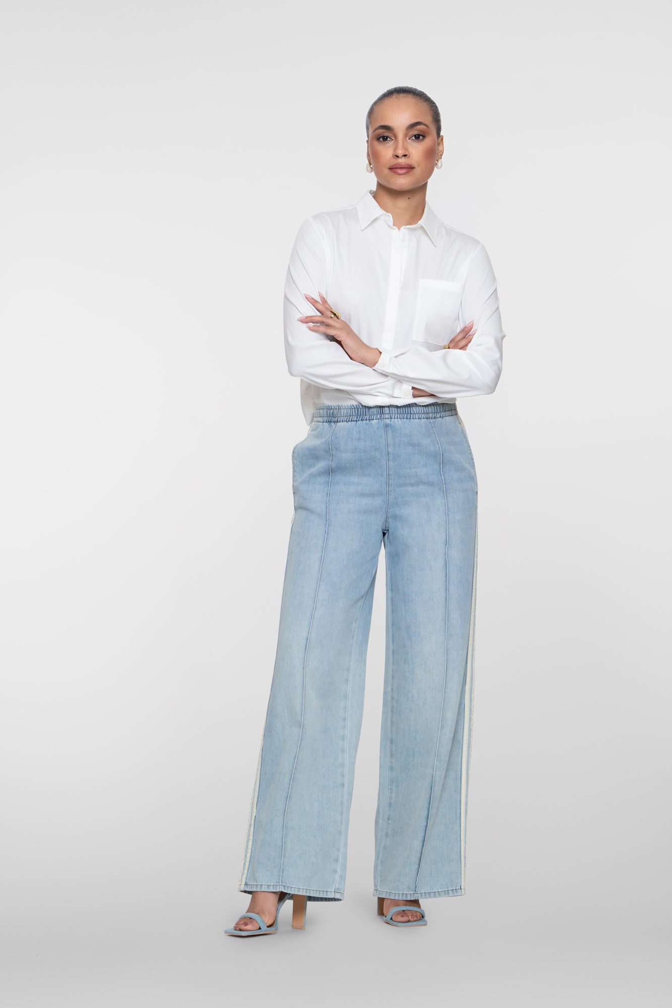 Geisha Wide Leg Jeans 61051-10 - 830 Bleached Denim