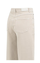 high-waist-beige-jeans-with-loose-fit_794815f9-283e-4801-8aa3-6f45d102b188.jpg