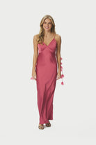 neo-noir-colly-heavy-sateen-dress-166978-430-cherry-pink-kjoler-715689