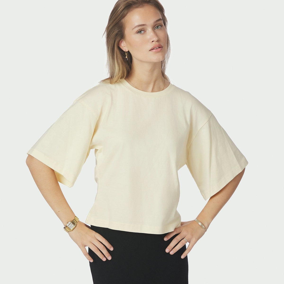 Neo Noir Top Asha Boxy 164418 - Butter Yellow – Greenfield Fashion