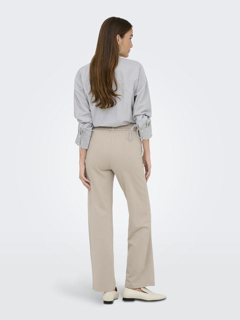 ONLY_SpringSummer2025_4762102_15341829 (4)