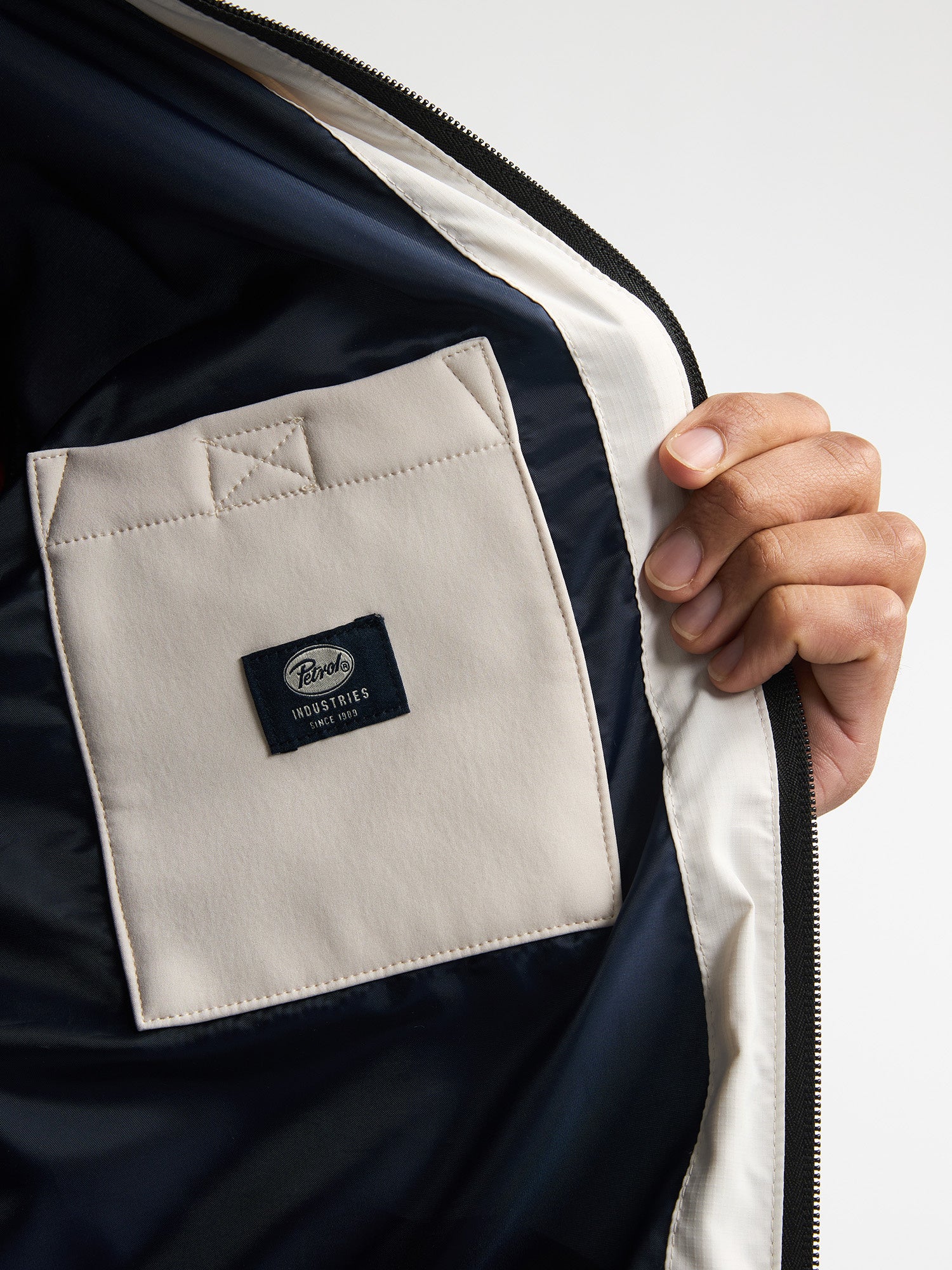 Petrol-Indus_Spring-Summer-2026_0112_M-1060-JAC104 (5)