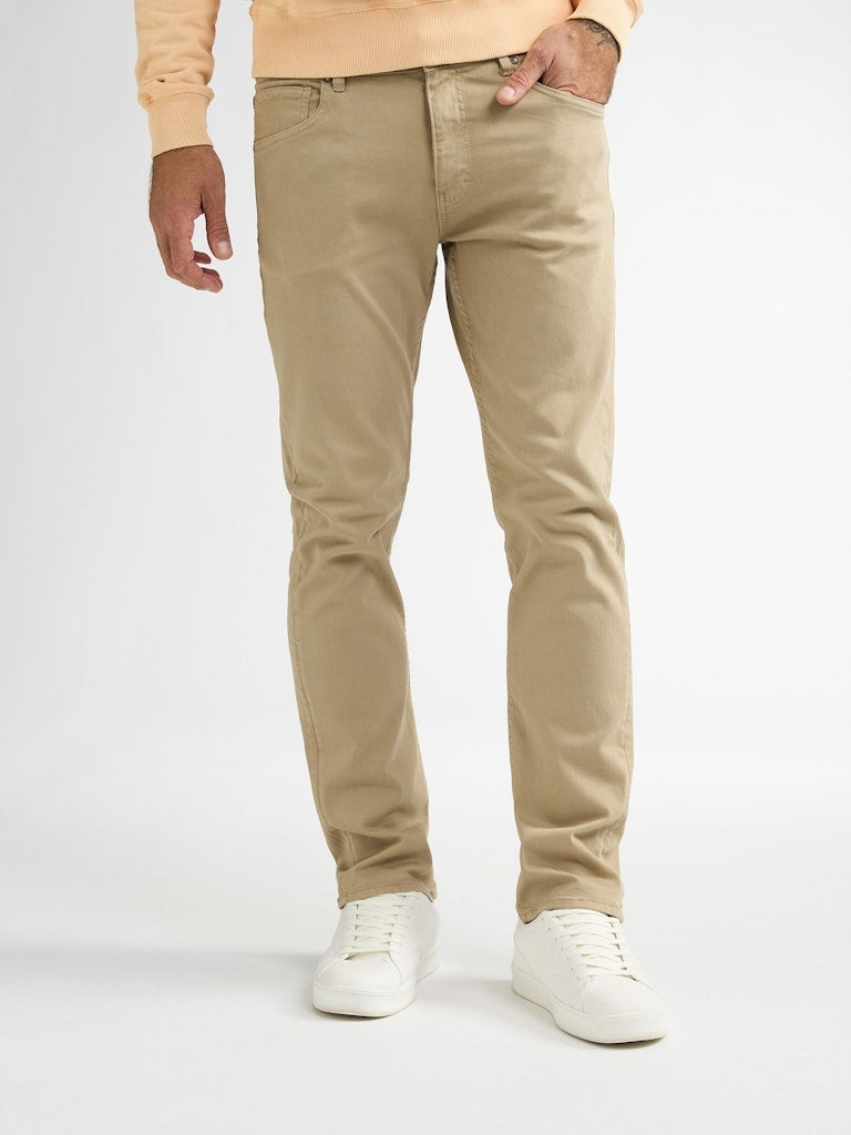 Petrol Jeans Men Denim Straight M-1060-DNM010 - 7130 Light Tan