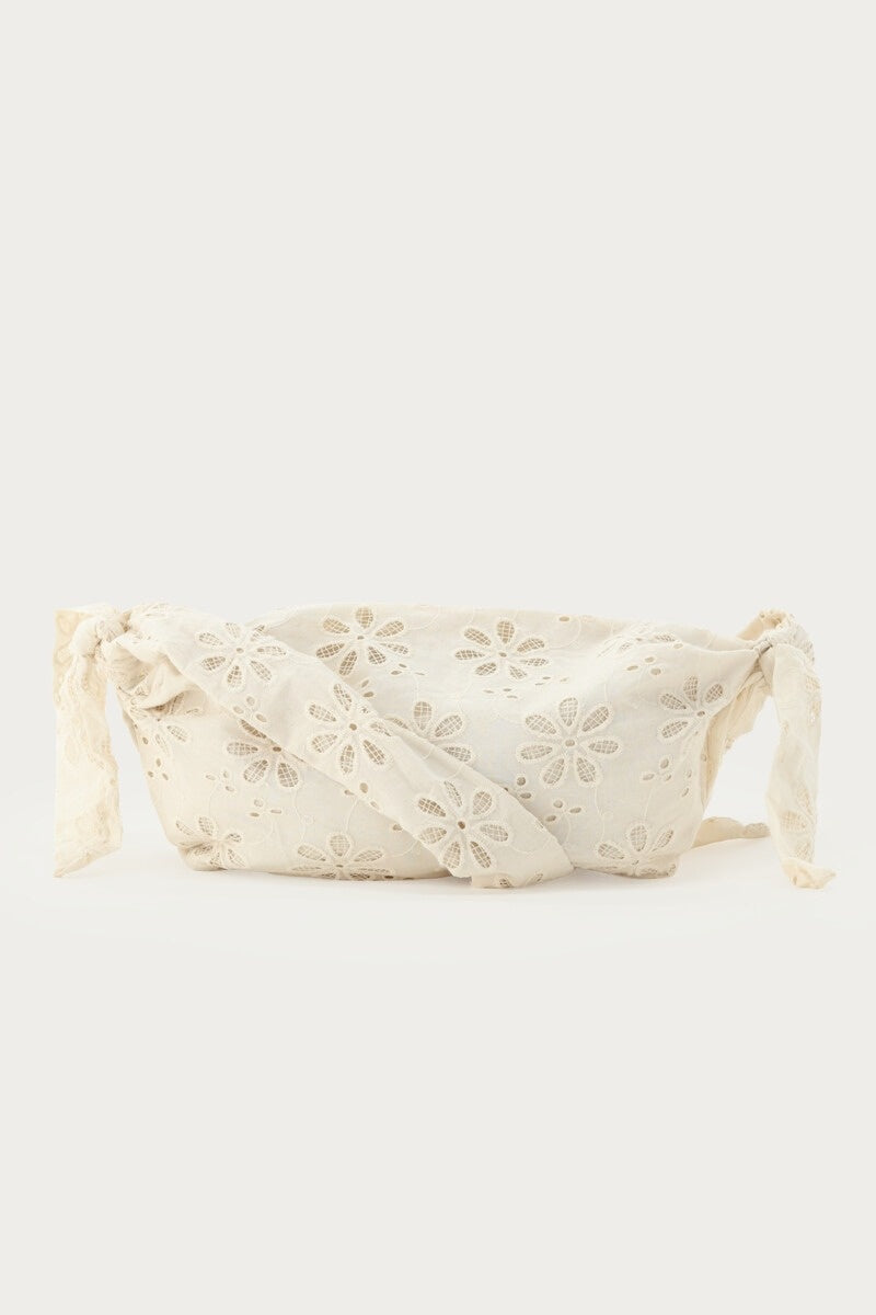product_images-beige_shoulder_bag_with_floral_embroidery_mj15983-0110_packshot