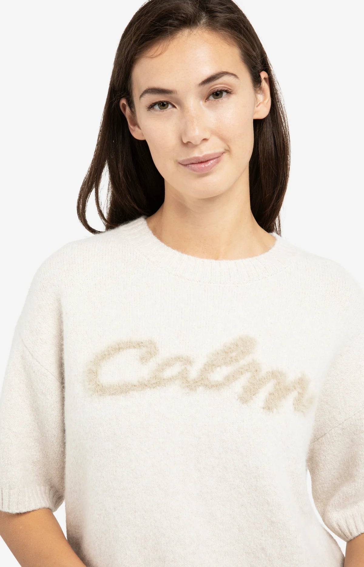 short-sleeve-sweater-with-fluffy-text-detail_c54c8432-551b-4eb6-b3ec-2ea5b7e094c0