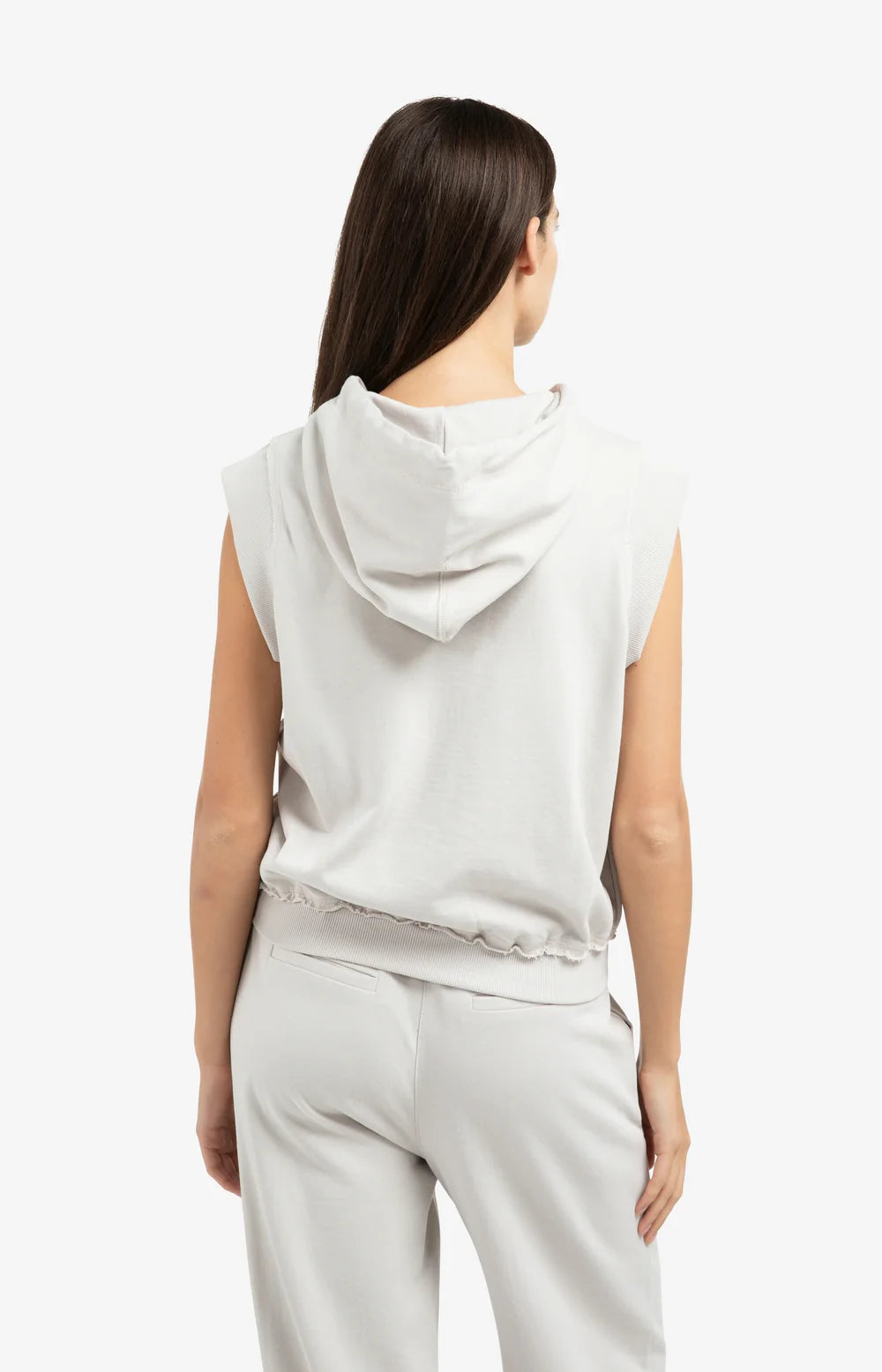 sleeveless-hoodie-with-cords_5a8914fe-d37f-4209-ae42-1337a0ead1fb.jpg