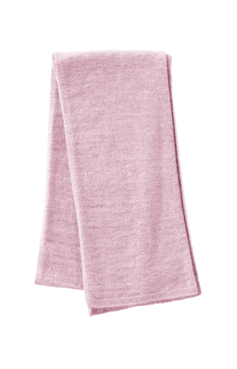 soft-knitted-scarf-with-elegant-texture_1500266b-9f36-4fb6-bfc1-dca164757bc5