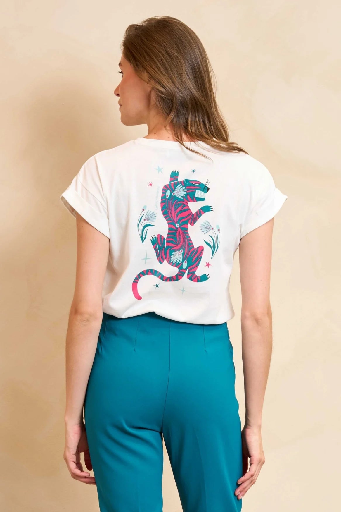 T-shirt_Aneva_RB14_White_Trouser_Olia_RB34.1_Teal_2.jpg