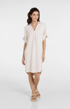 v-neck-dress-with-pleated-sleeves-and-loose-fit_75752b8b-fa20-4b62-a9b3-e64c52ff0409.jpg