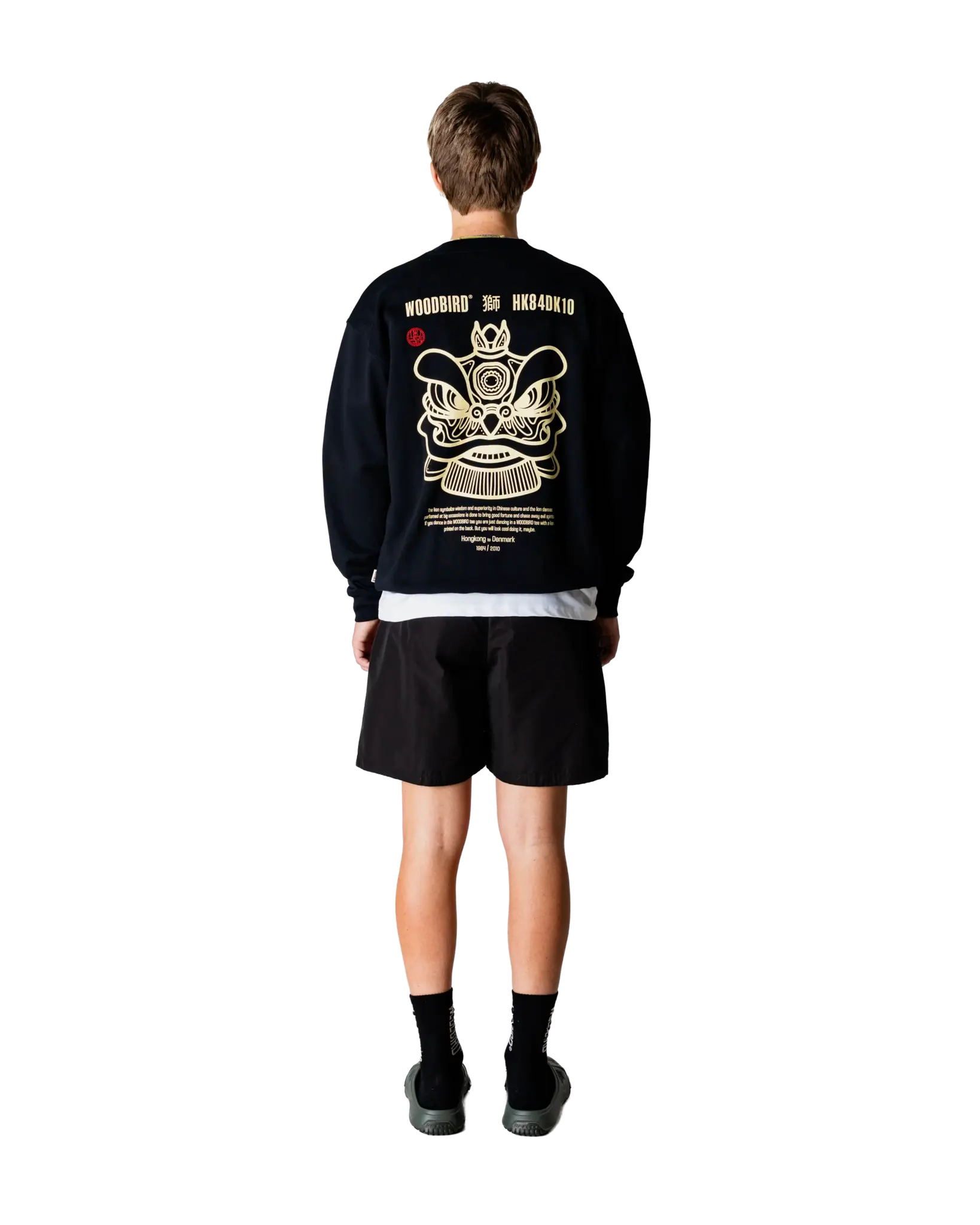 WBCane_Lion_Crew-Sweats-2616-600-Black-1