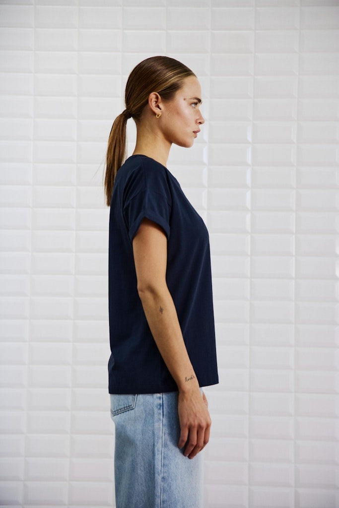 WITHBLACK_AW26_midnight-blue_00001254 (1)